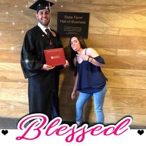 Meet your Posher, Yolanda